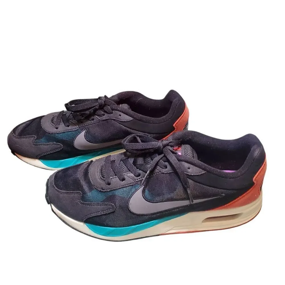 Mens Nike Air Max Solo DX3666-001 Sneakers  Black/Jade/Red Low Top Sneakers Shoe